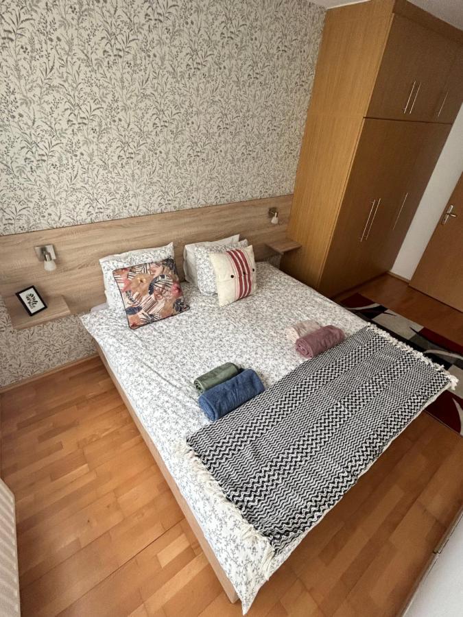 布达佩斯Danube Dwelling Akacfa 26 - Private Indoor Garage公寓 外观 照片