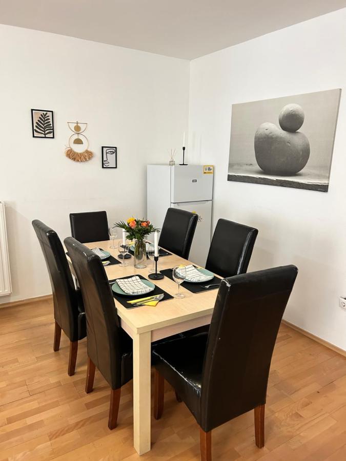 布达佩斯Danube Dwelling Akacfa 26 - Private Indoor Garage公寓 外观 照片